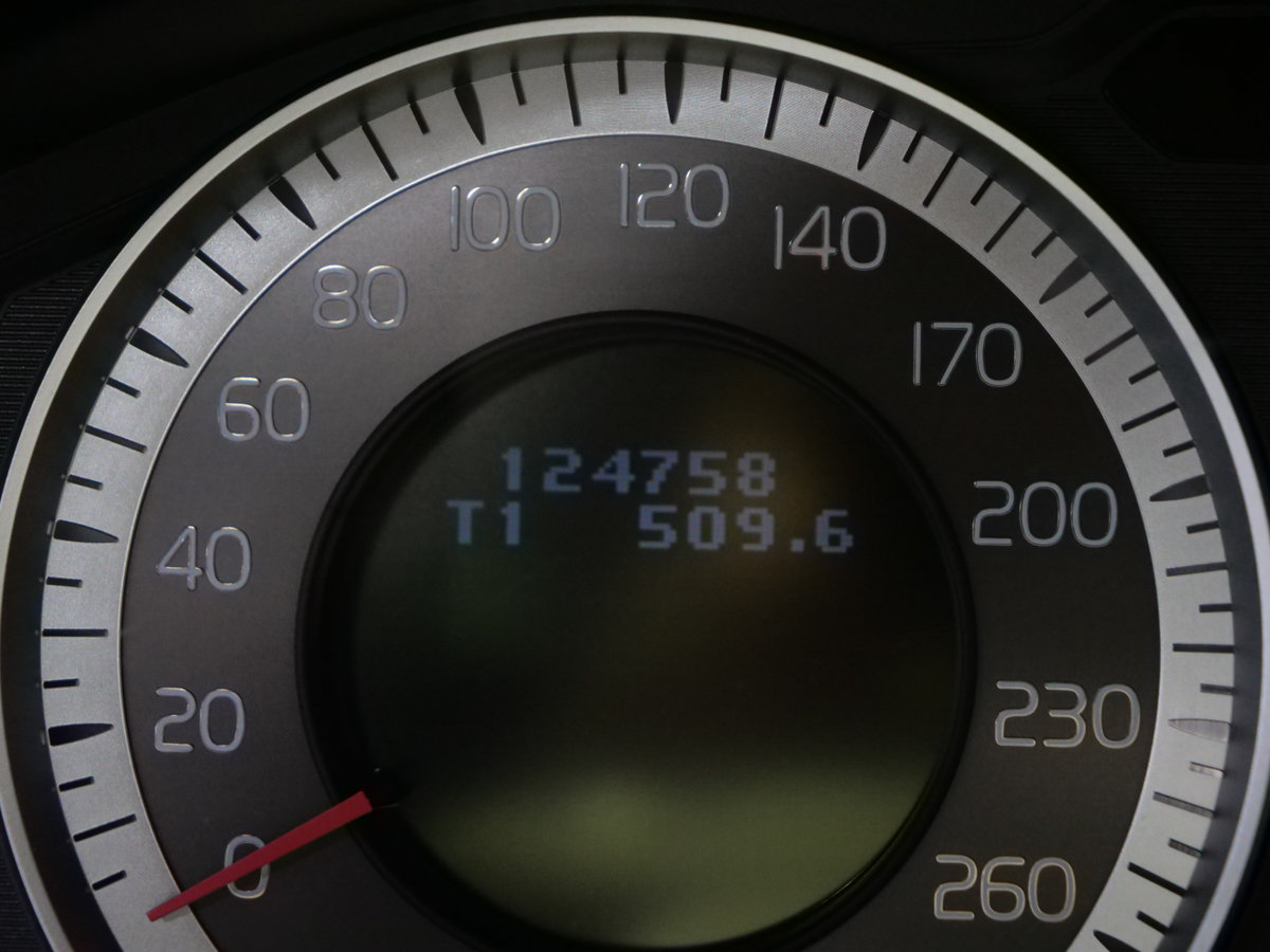 Volvo XC60 V6 AWD TOIT CUIR TOIT OUVRANT HAYON ELECTRIQUE 2013-9