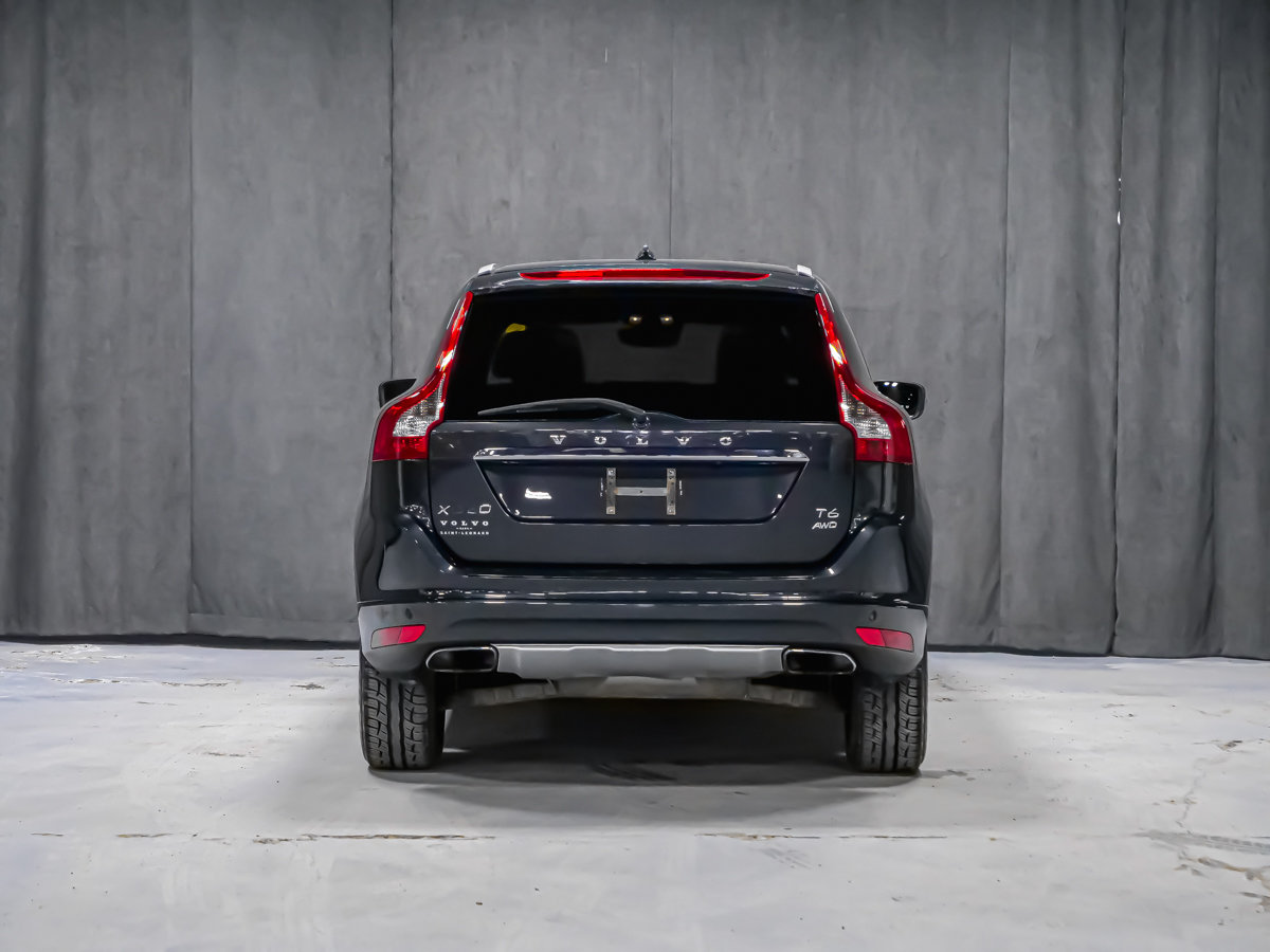 Volvo XC60 T6 AWD PREMIER PLUS VOLANT CHAUFFANT CAPTEUR ANGLE MORT TOIT OUVRANT 2015-5