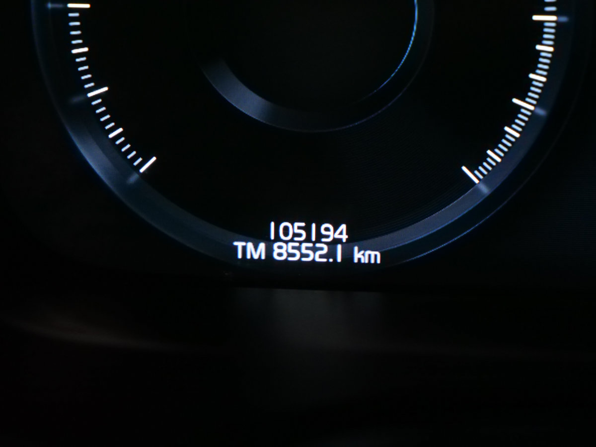 Volvo XC60 T6 MOMENTUM CLIMATE PACKAGE WITH HEATED WINDSHIELD 2018-9