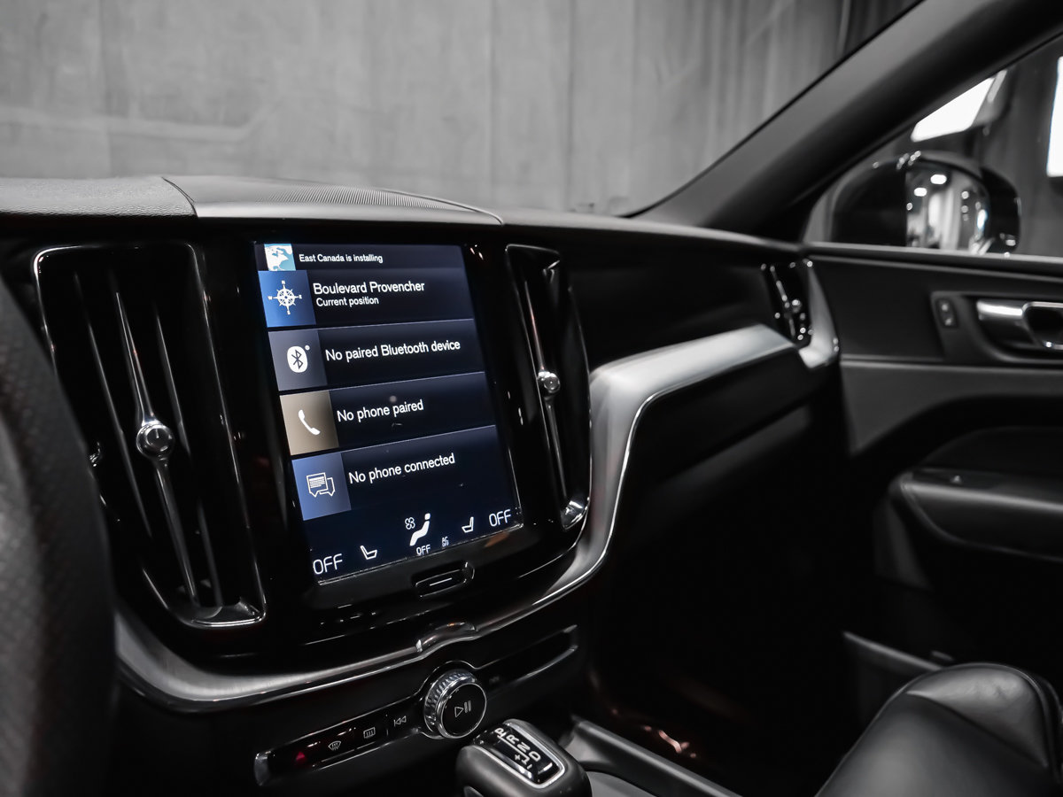 Volvo XC60 T6 MOMENTUM CLIMATE PACKAGE WITH HEATED WINDSHIELD 2018-8