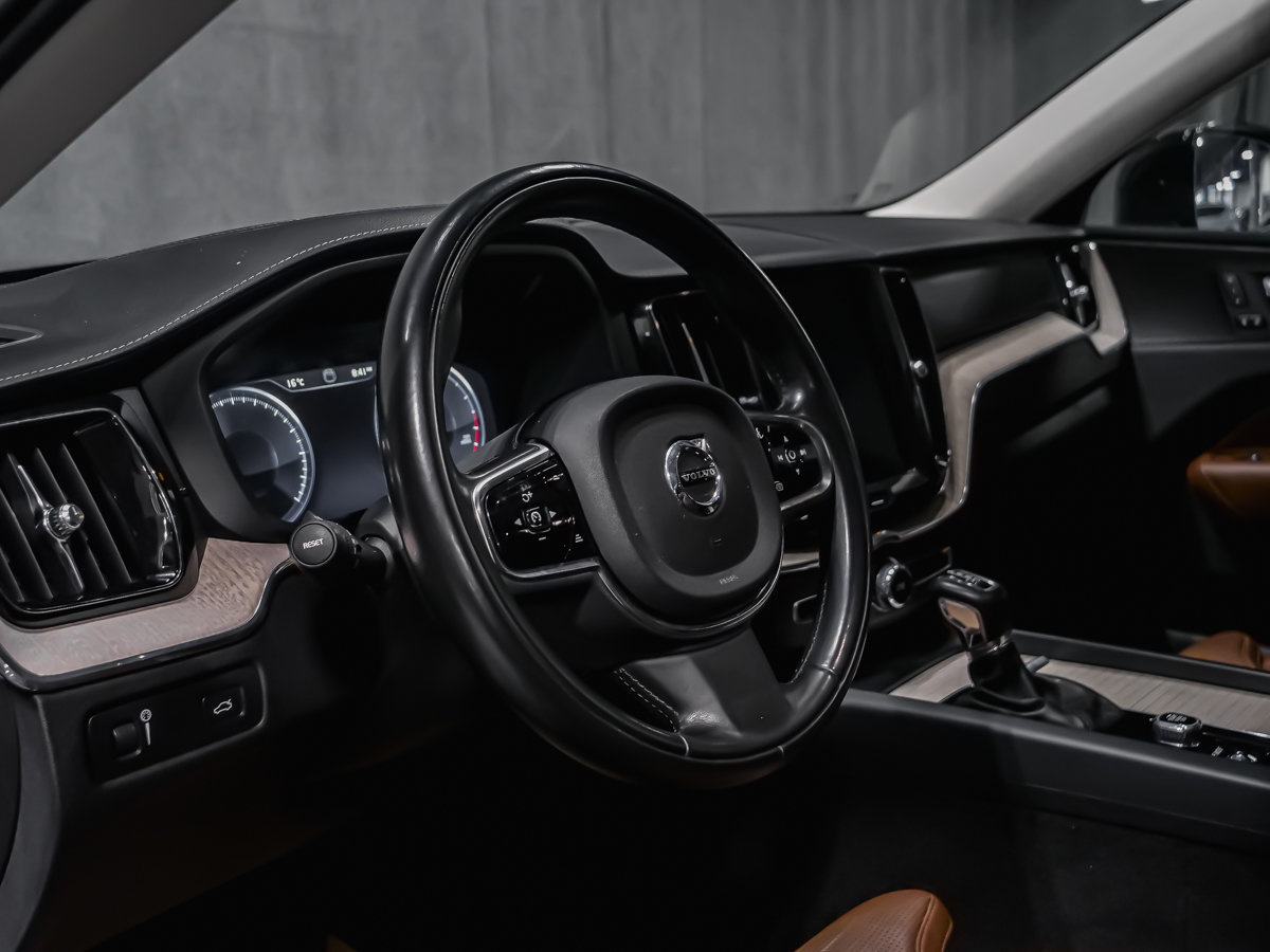 2019 Volvo XC60 T6 INSCRIPTON CONVENIENCE CLIMAT VISION ASSIST. CONDUIT CAM. 360-8