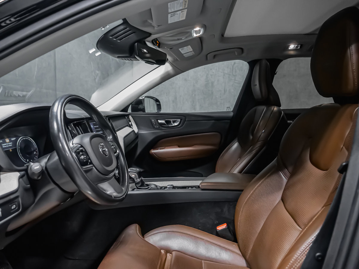 2019 Volvo XC60 T6 INSCRIPTON CONVENIENCE CLIMAT VISION ASSIST. CONDUIT CAM. 360-11