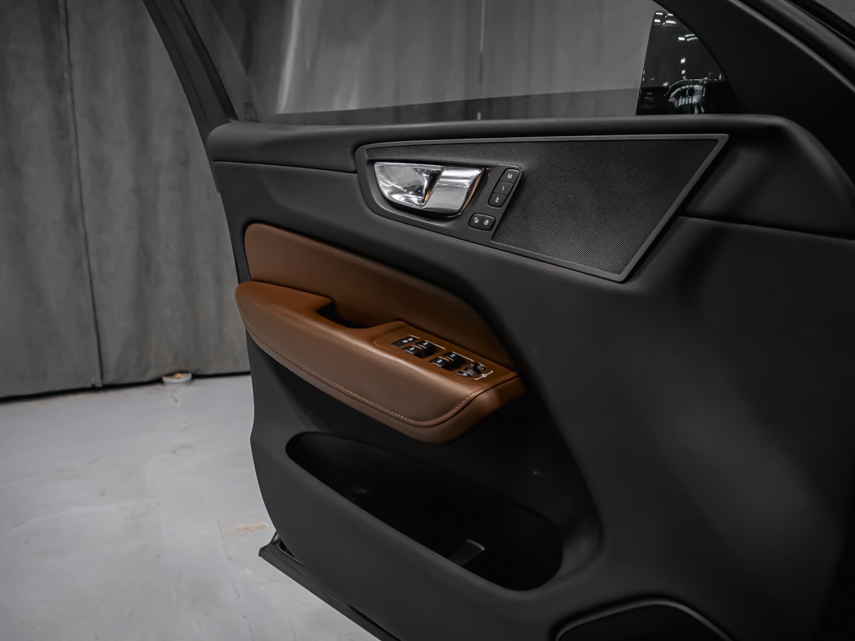 2019 Volvo XC60 T6 INSCRIPTON CONVENIENCE CLIMAT VISION ASSIST. CONDUIT CAM. 360-10