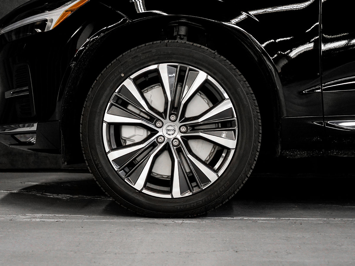 2022 Volvo XC60 B6 INSCRIPTION CLIMATE BOWERS & WILKINS-8