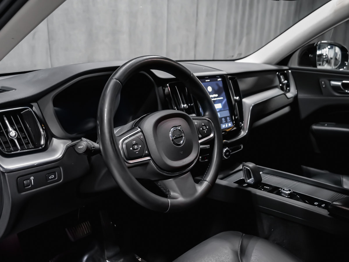 2022 Volvo XC60 B6 MOMENTUM CLIMATE PREMIUM-7