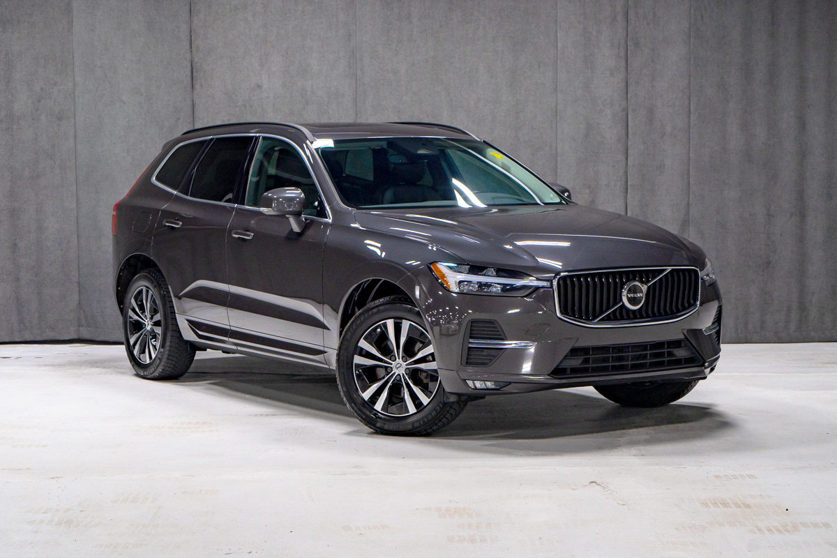 Volvo XC60 B5 MOMENTUM HARMAN KARDON 2022-1