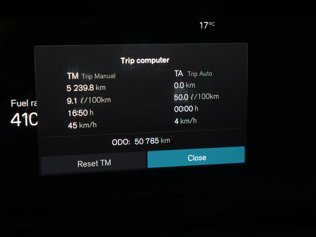 Volvo XC60 B6 ULTIMATE DARK 2023-11