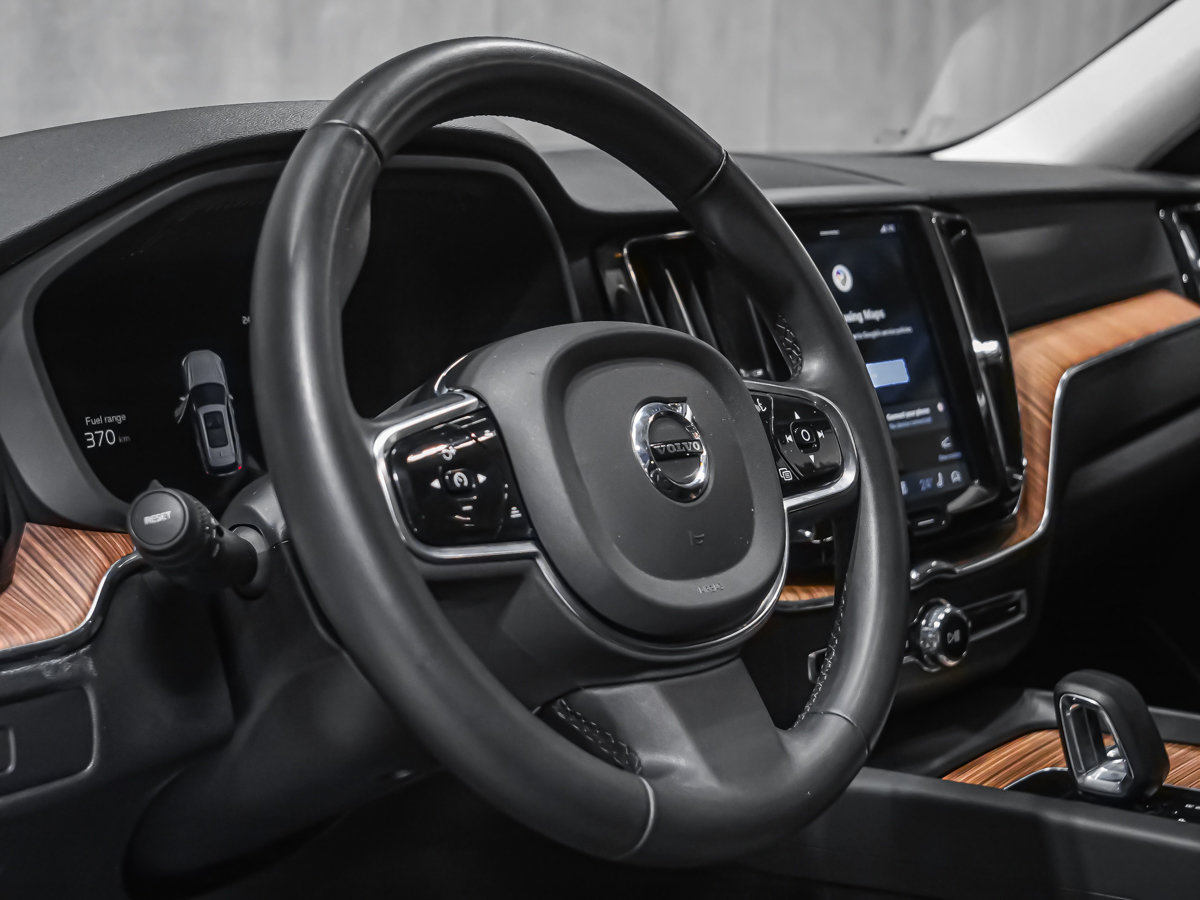Volvo XC60 B6 PLUS DARK 2023-7