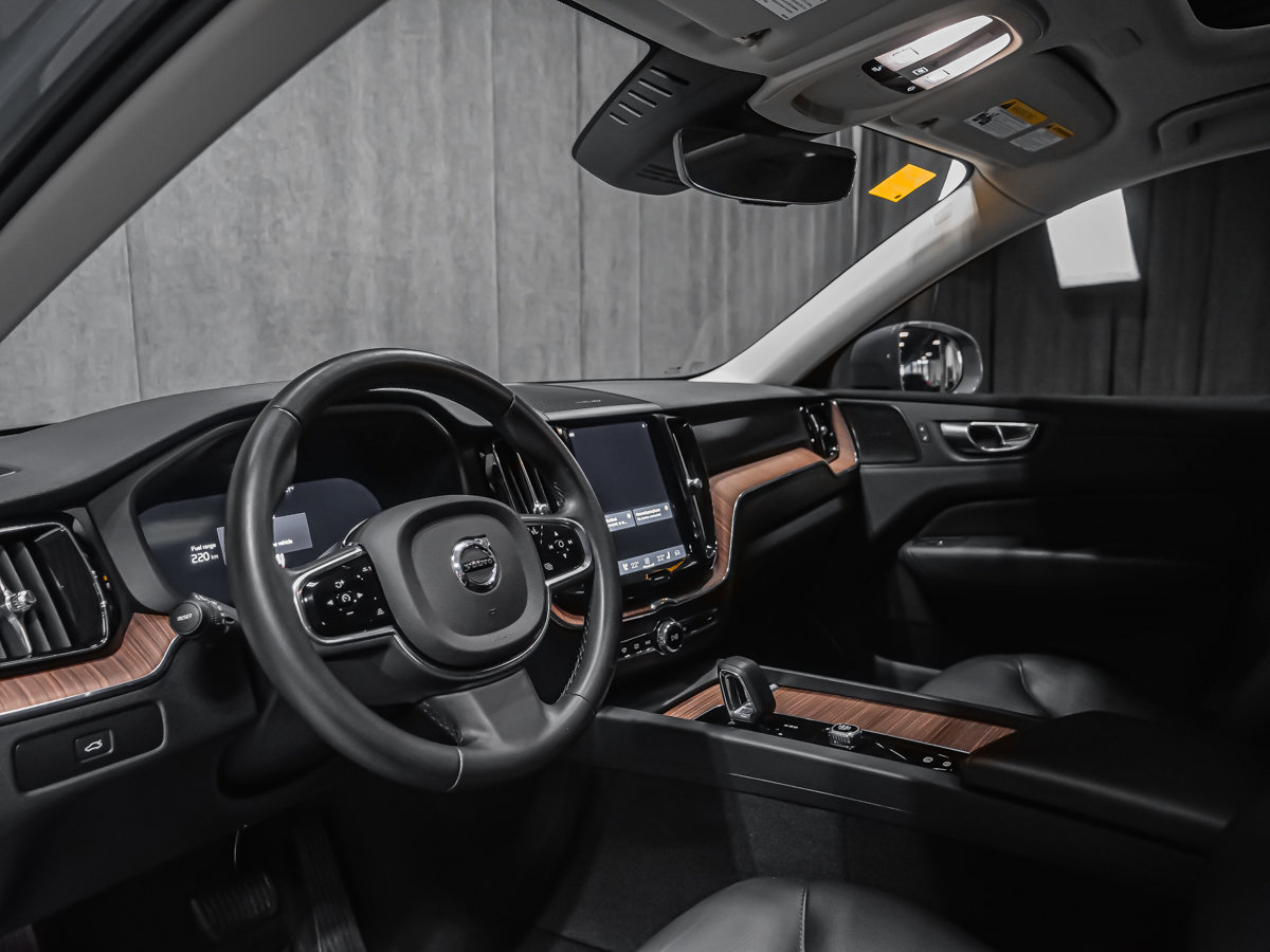 Volvo XC60 B6 PLUS BRIGHT CLIMAT HARMAN KARDON 2023-5