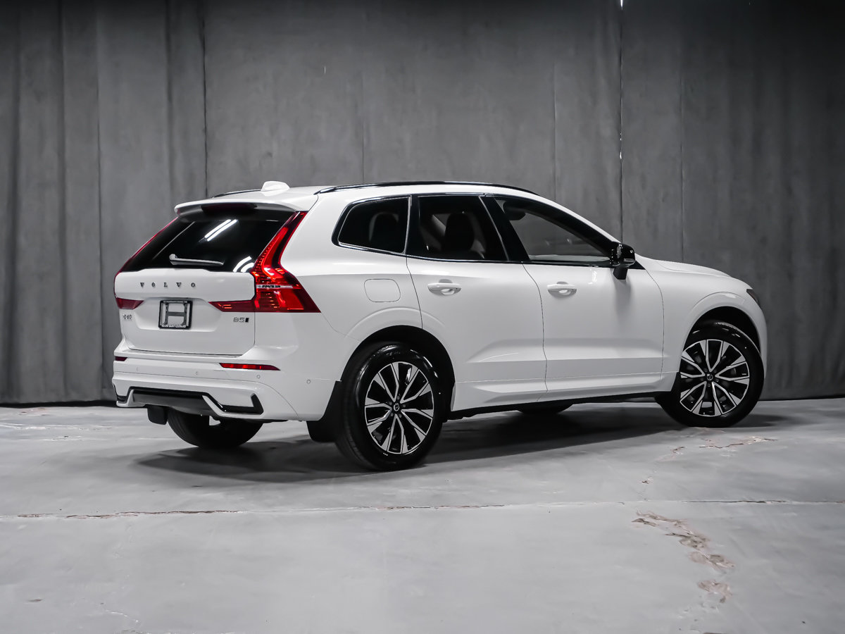 2024 Volvo XC60 B5 PLUS DARK CLIMAT HARMAN KARDON-2