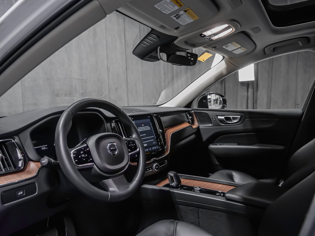 2024 Volvo XC60 B5 PLUS DARK CLIMAT HARMAN KARDON-5