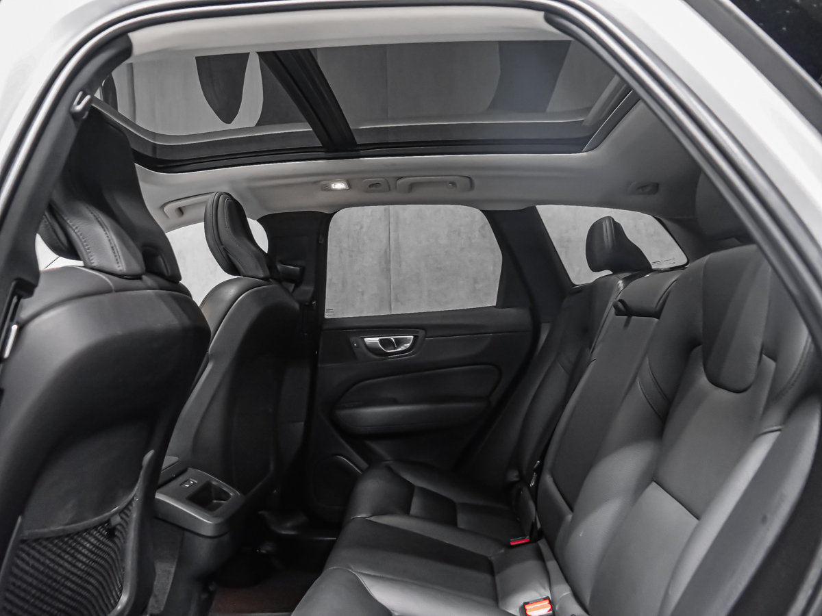 Volvo XC60 B5 PLUS DARK CLIMATE 2024-11