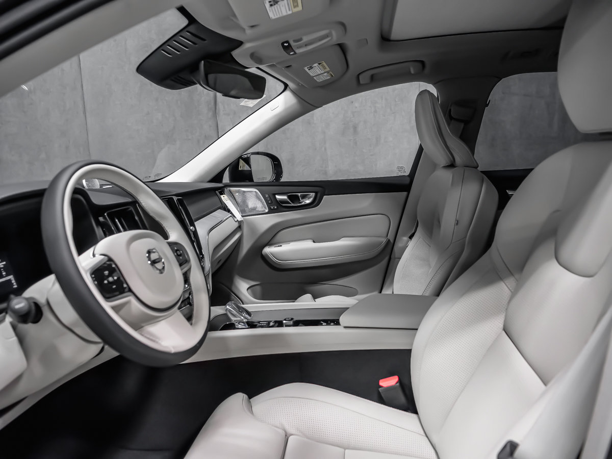 Volvo XC60 Ultra 2025-12