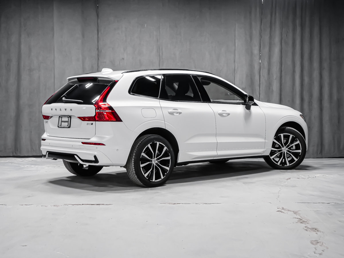 Volvo XC60 B5 PLUS DARK CLIMATE 2025-2