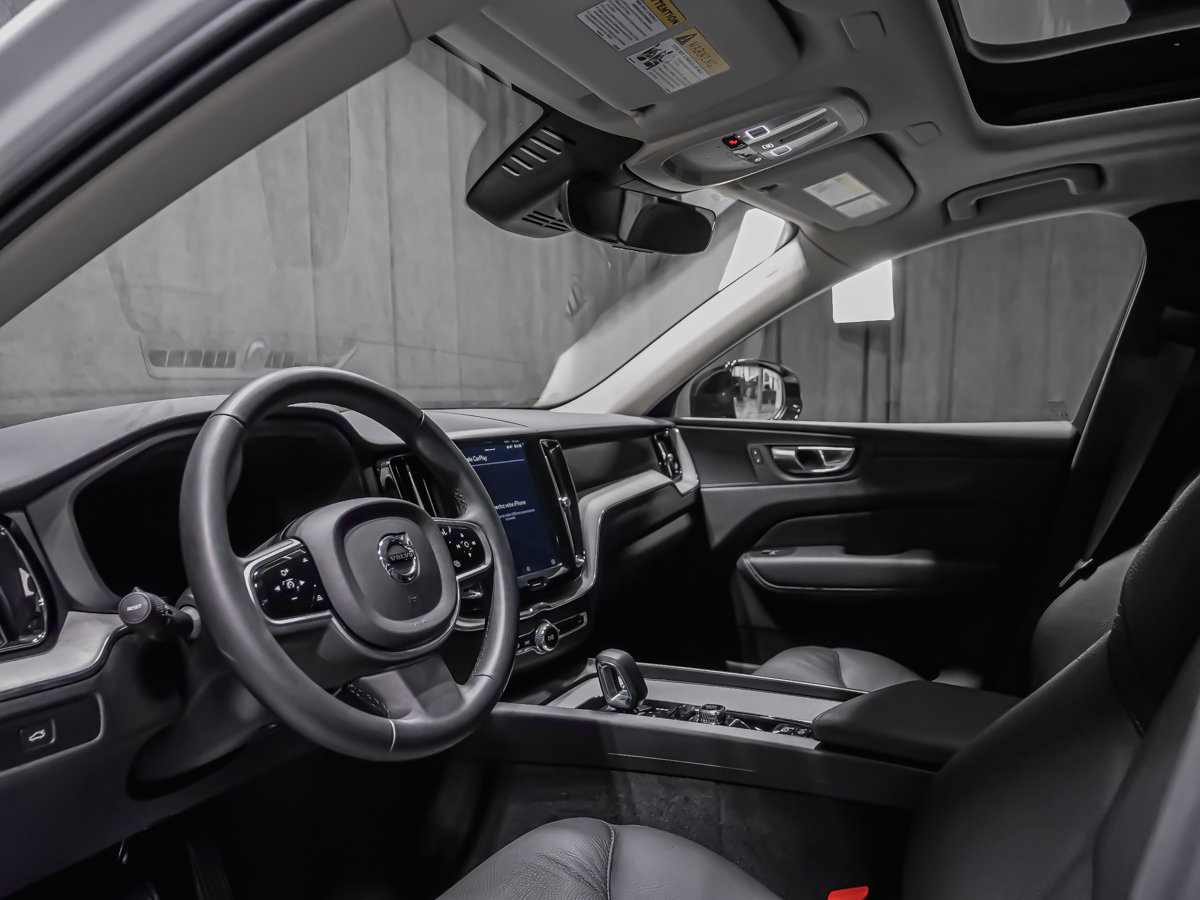 Volvo XC60 B5 PLUS DARK CLIMAT MAGS 20PO 2025-4