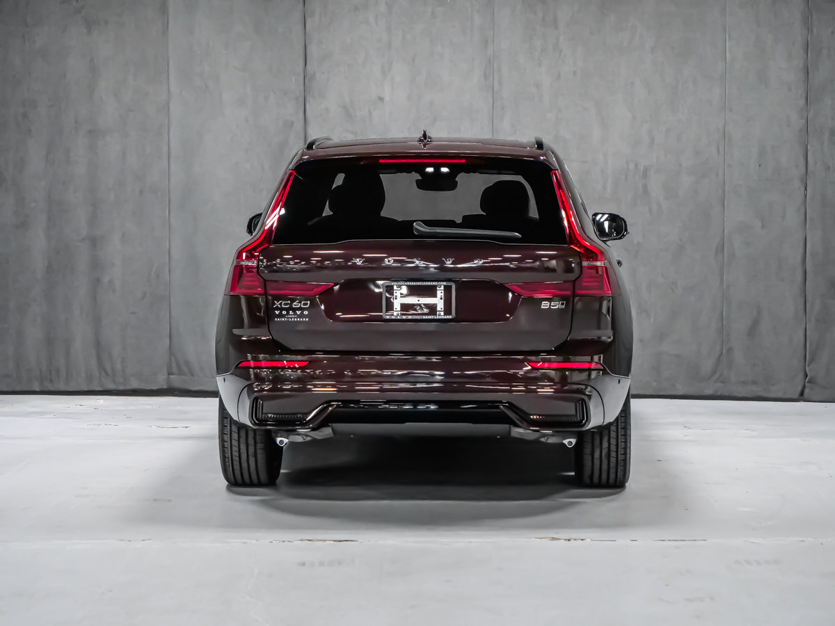 2026 Volvo XC60 Plus-3