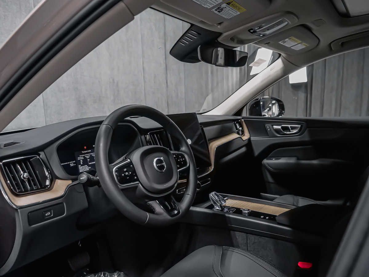 2026 Volvo XC60 Plus-6