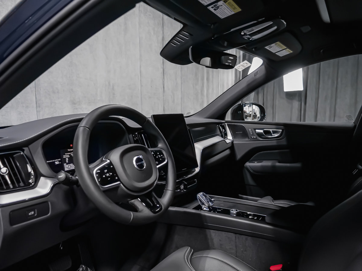 2026 Volvo XC60 Ultra Black Edition-6