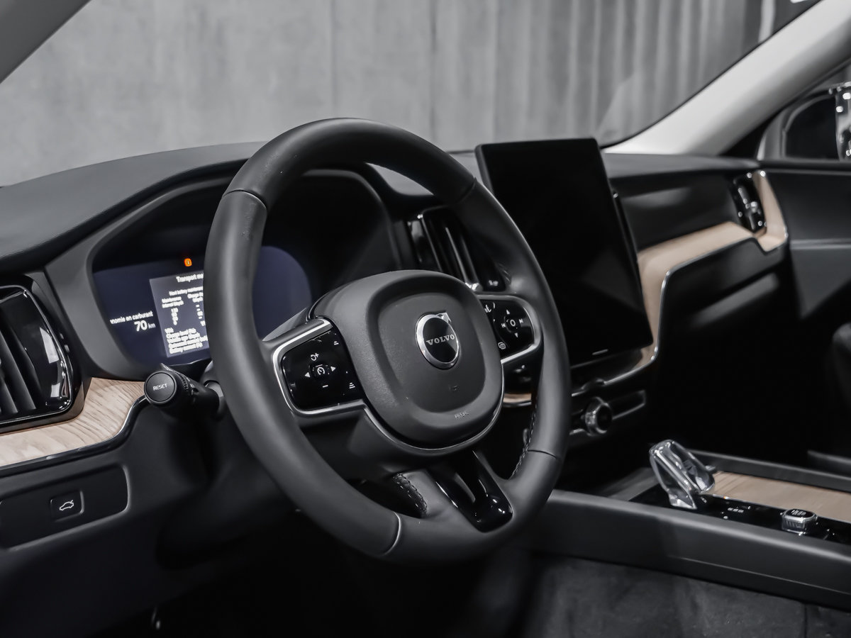 Volvo XC60 Plus 2026-8