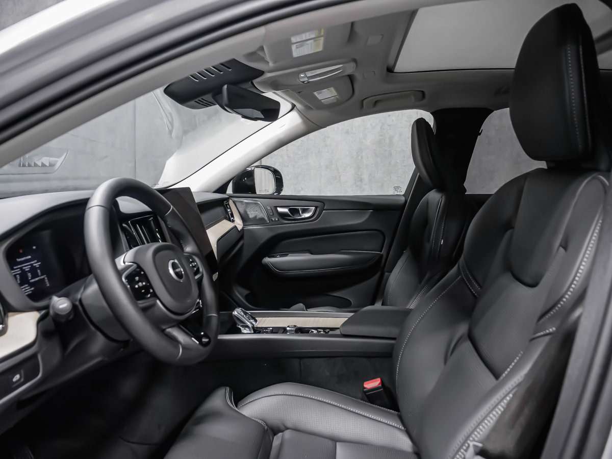 2026 Volvo XC60 Ultra-10