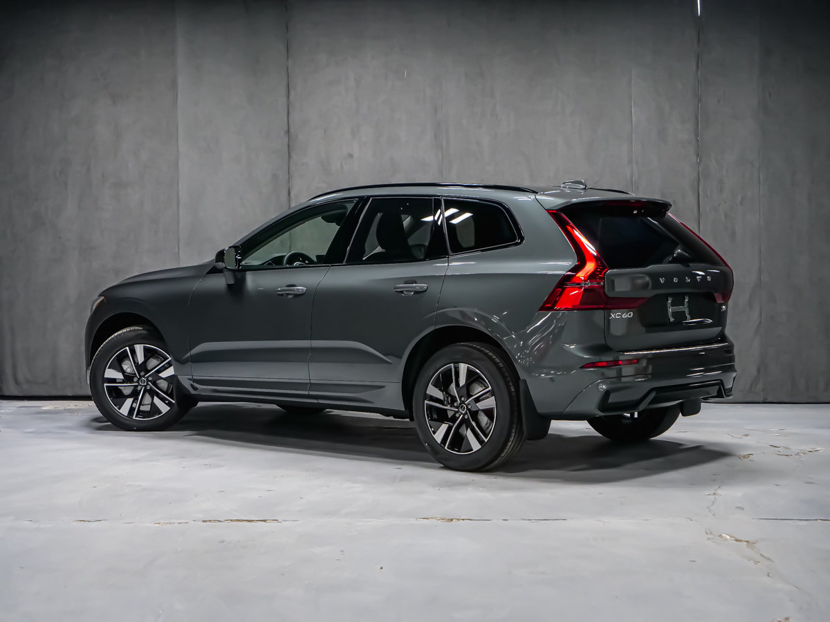 2026 Volvo XC60 Plus-4