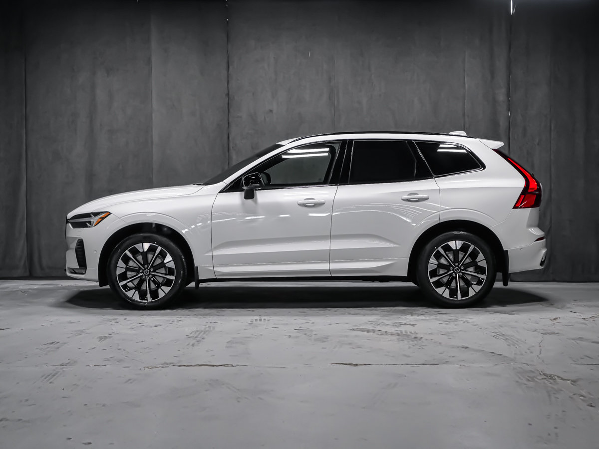 2026 Volvo XC60 Plus-3