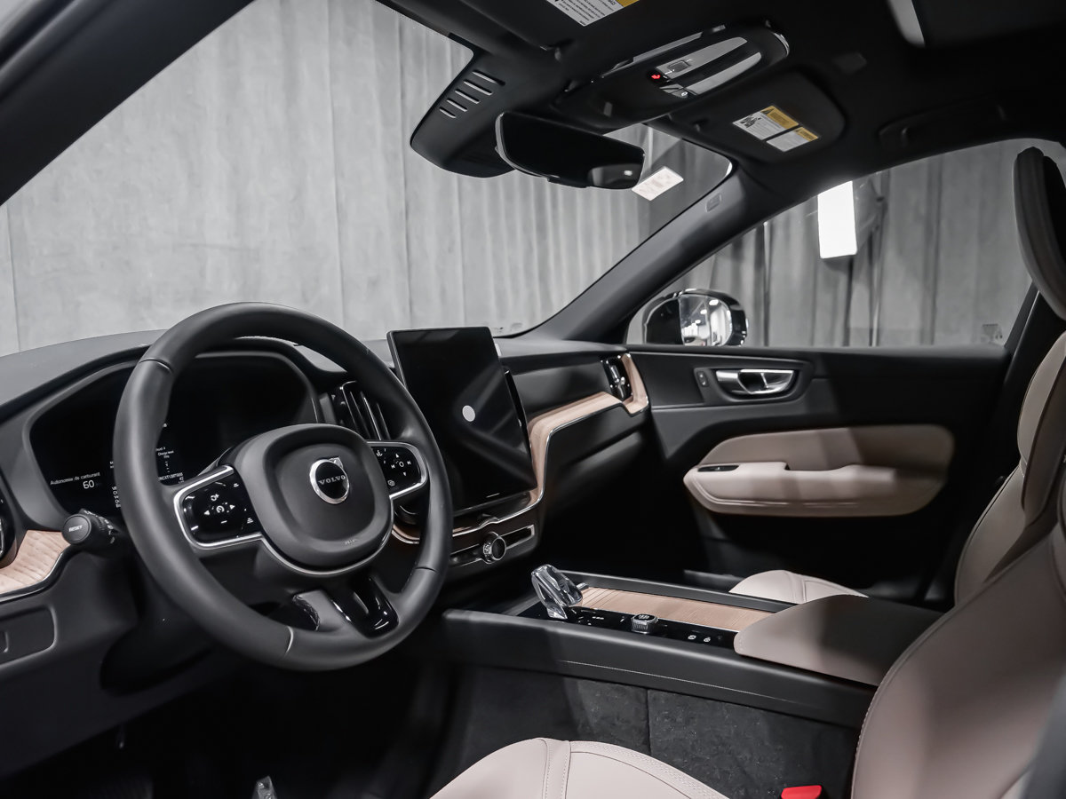 2026 Volvo XC60 Plus-6