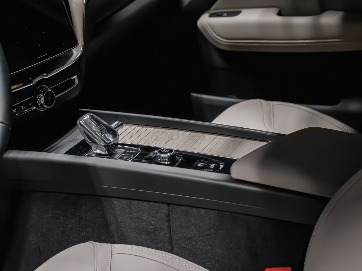 Volvo XC60 Core 2026-6