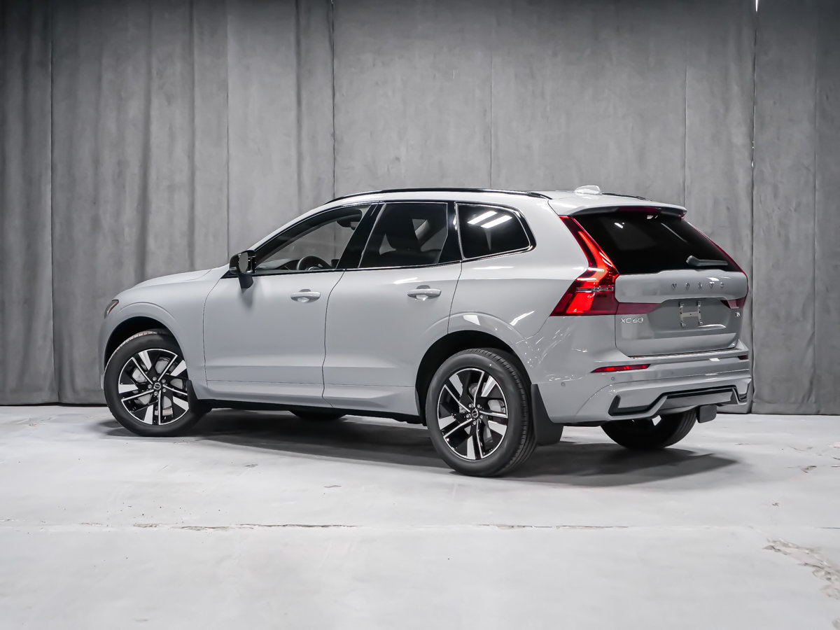 2026 Volvo XC60 Plus-2