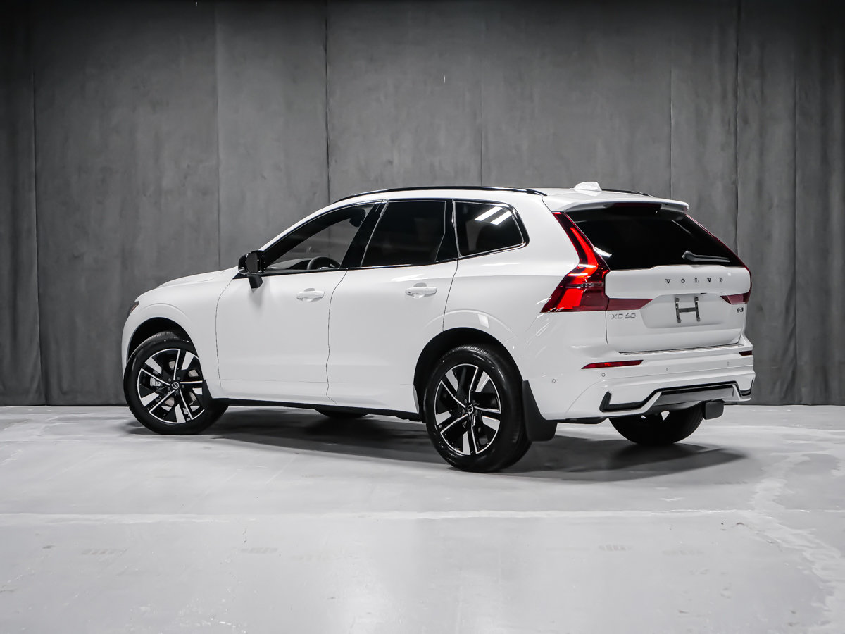 2026 Volvo XC60 Plus-3