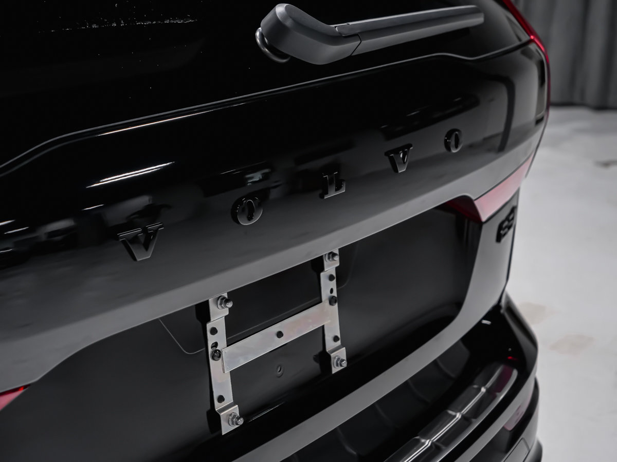 2026 Volvo XC60 Ultra Black Edition-7