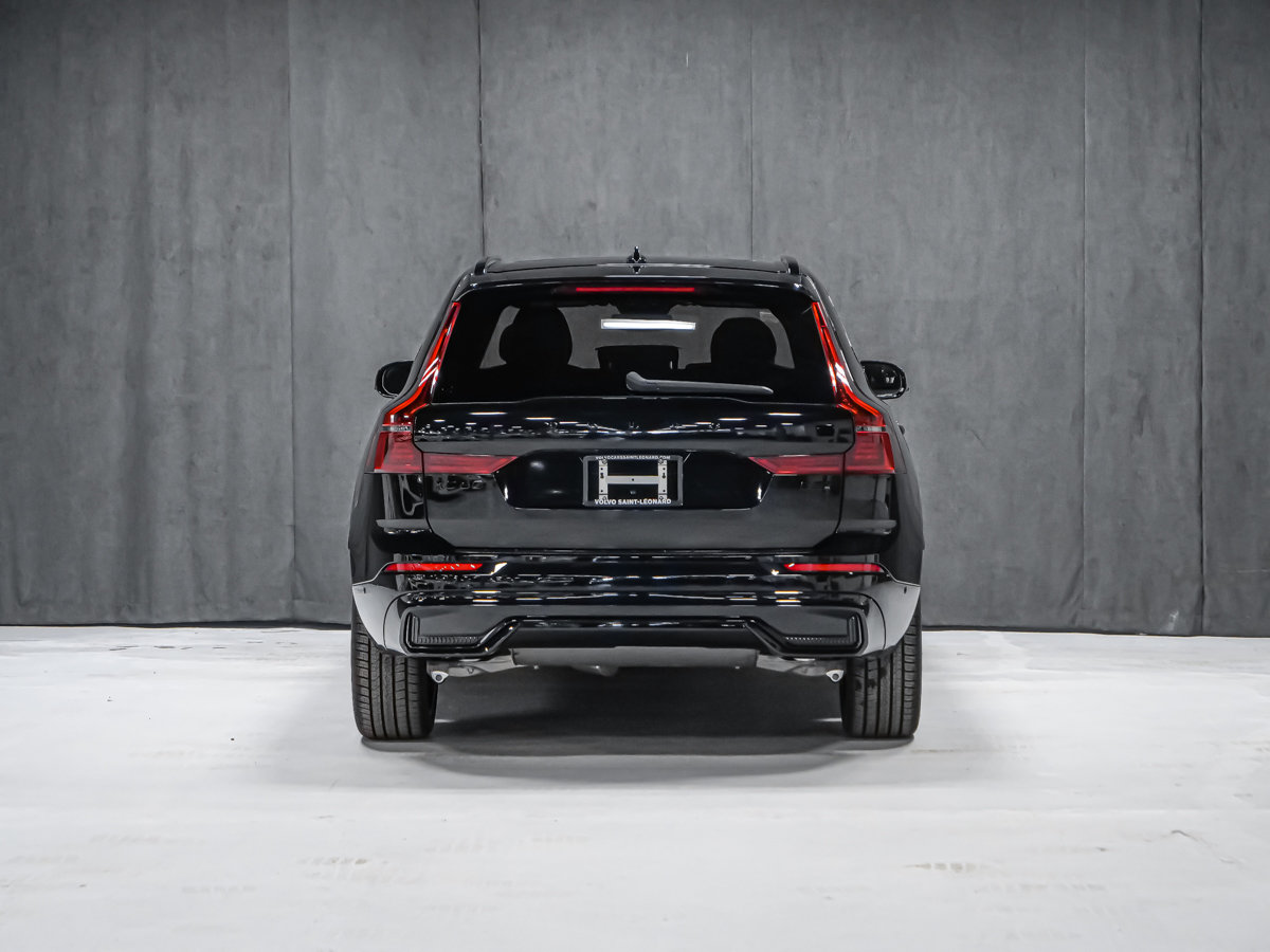 2027 Volvo XC60 Plus Black Edition-4