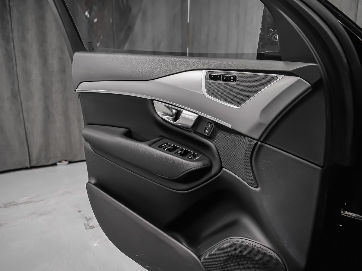 Volvo XC90 Hybrid T8 MOMENTUM PLUS CAMERA 360 ASSIST CONDUITE MAGS 21PO 2020-10