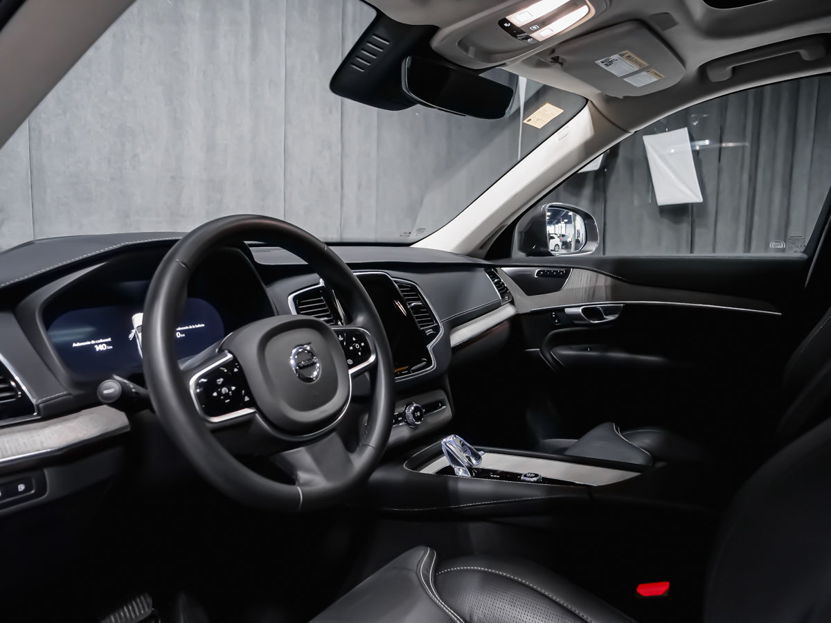2025 Volvo XC90 Plug-In Hybrid T8 ULTRA BRIGHT LOUNGE-6