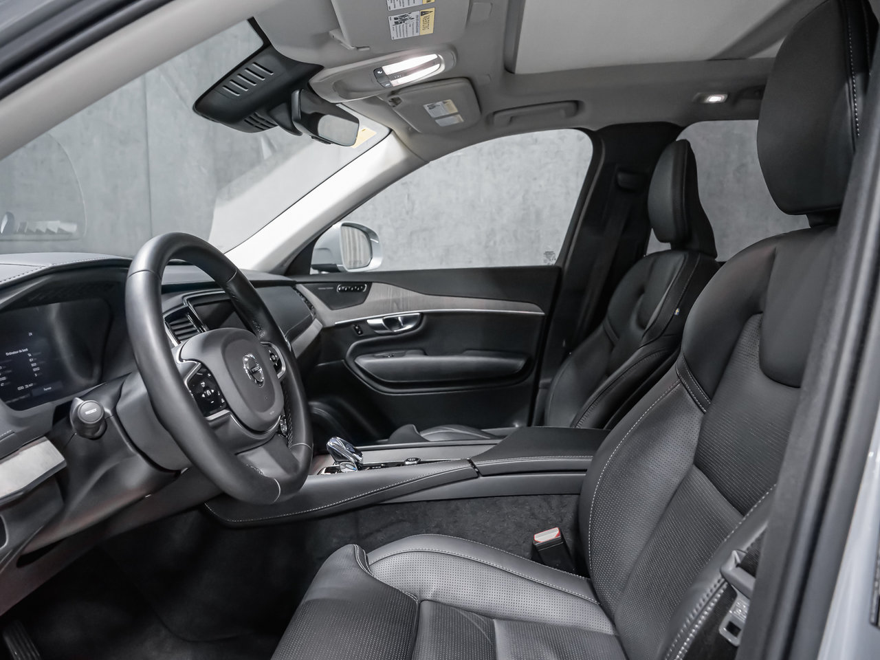2025 Volvo XC90 Plug-In Hybrid T8 ULTRA BRIGHT-9