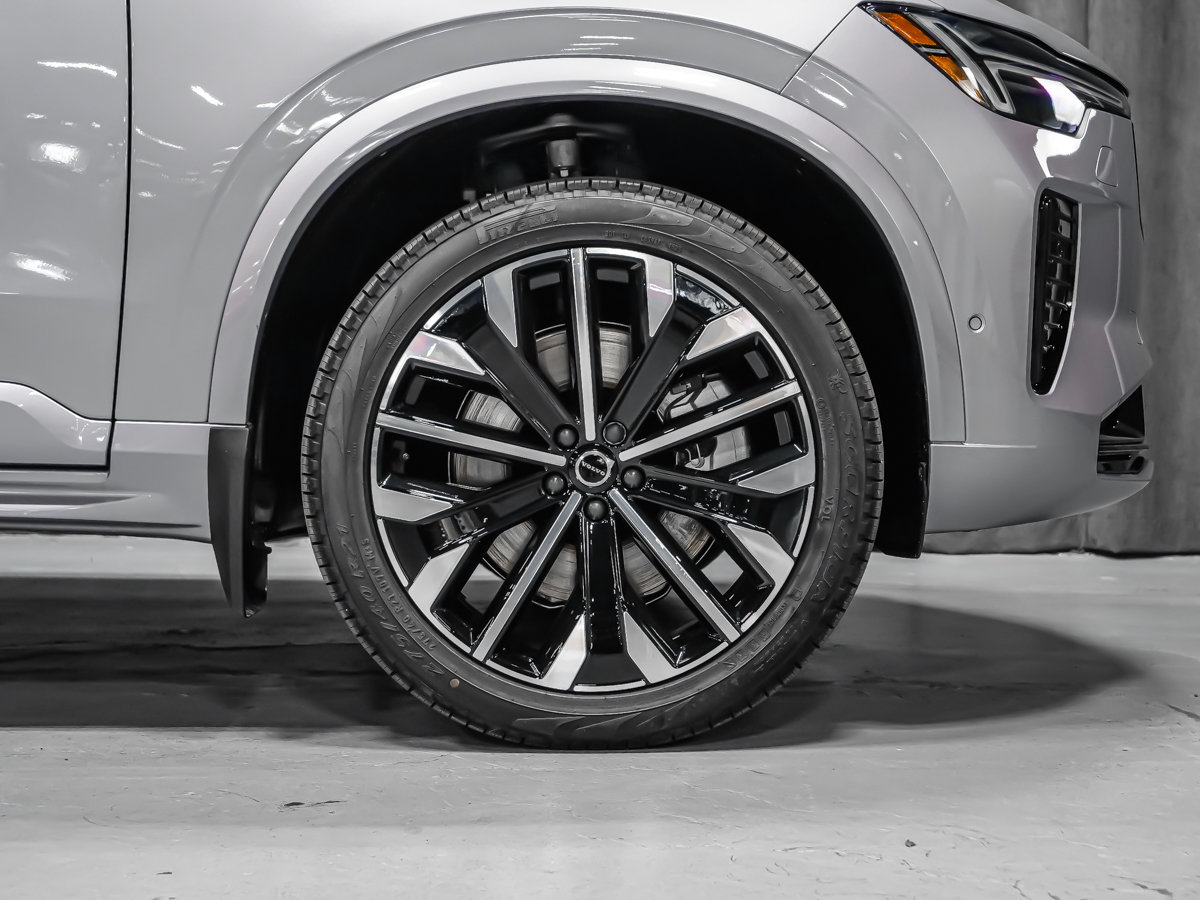 2026 Volvo XC90 Plug-in hybrid Plus 7-Seater (Dark Theme)-6