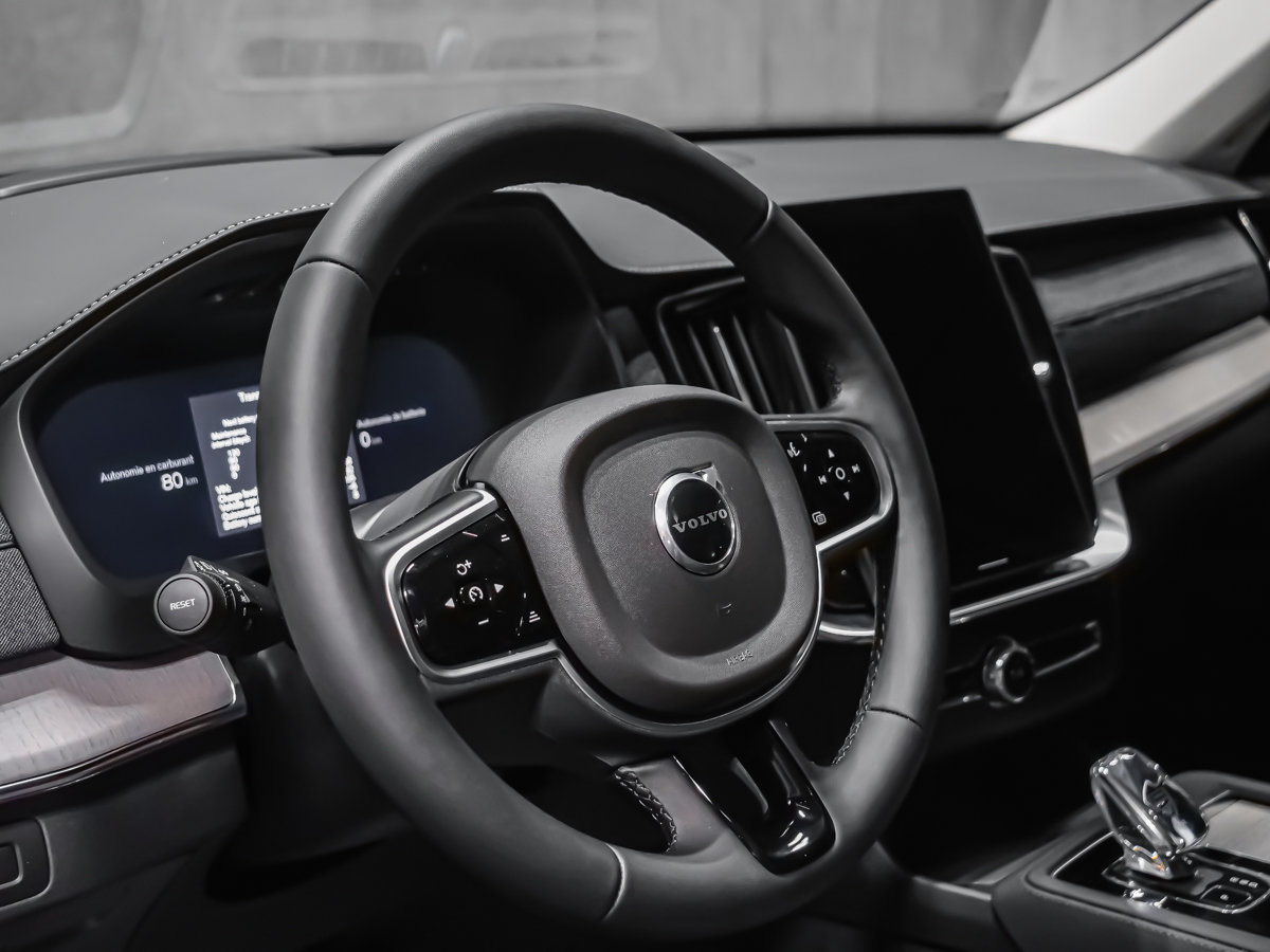 2026 Volvo XC90 Plug-in hybrid Ultra 6-Seater (Bright Theme)-8