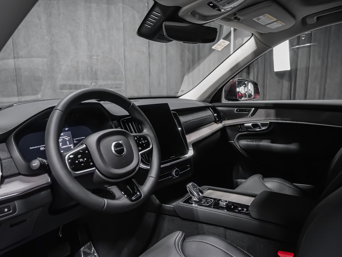 2026 Volvo XC90 Plug-in hybrid Ultra 6-Seater (Bright Theme)-6