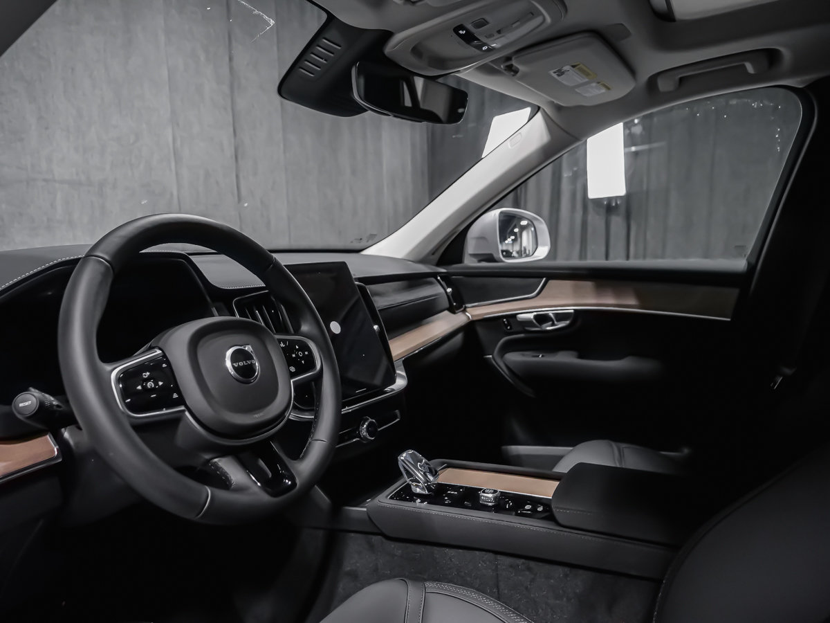 Volvo XC90 Plug-in hybrid Core 7-Seater (Bright Theme) 2026-6