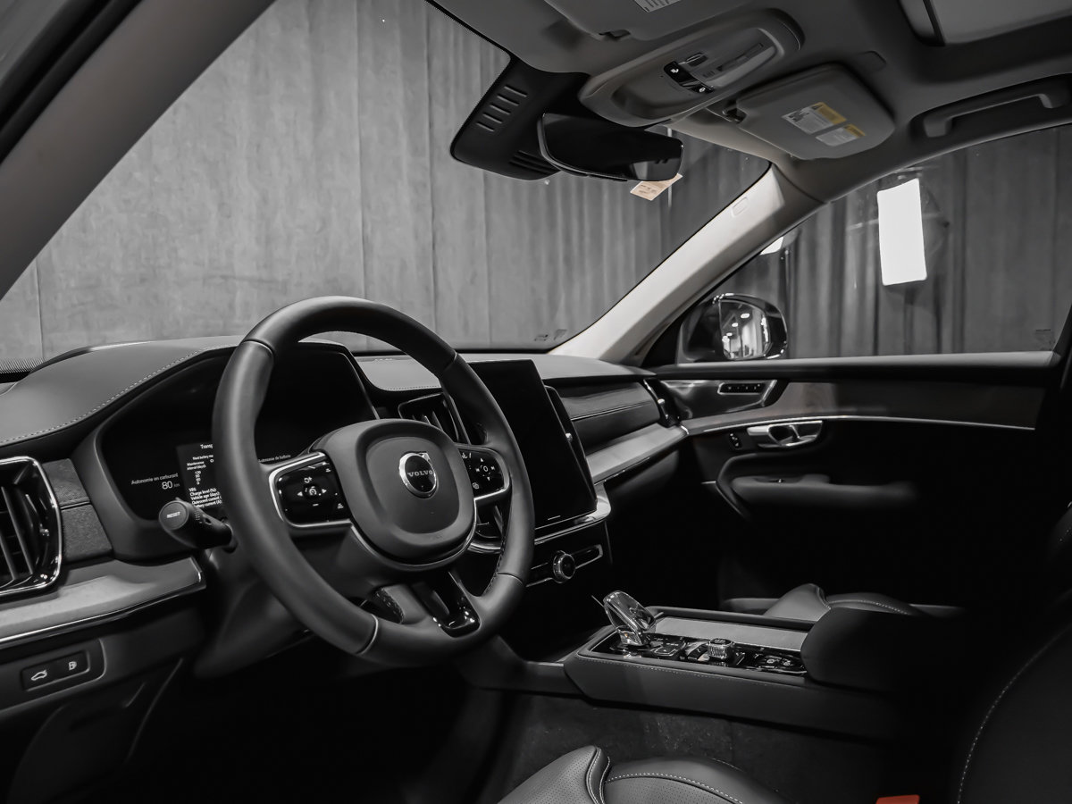 Volvo XC90 Plug-in hybrid Ultra 7-Seater (Dark Theme) 2026-6