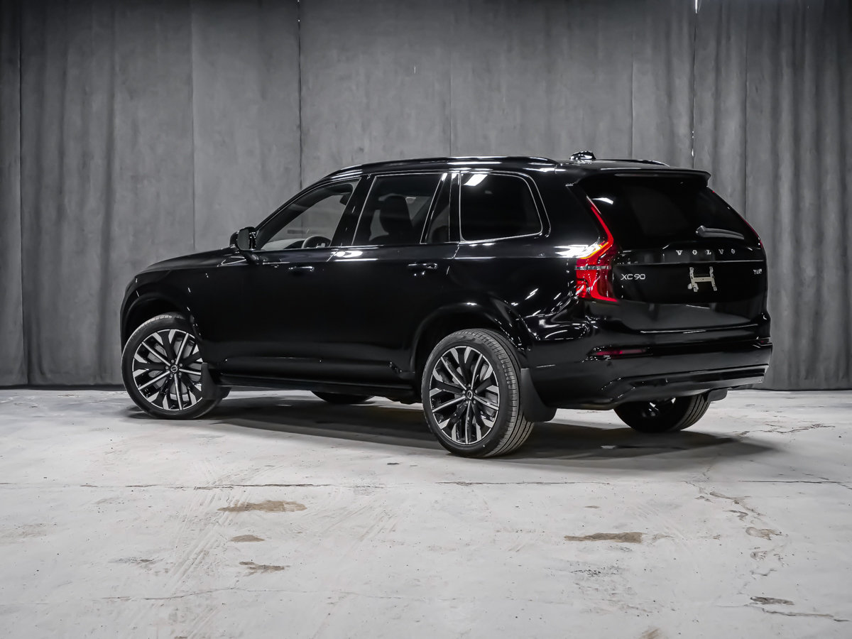 Volvo XC90 Plug-in hybrid Plus 7-Seater (Dark Theme) 2026-3