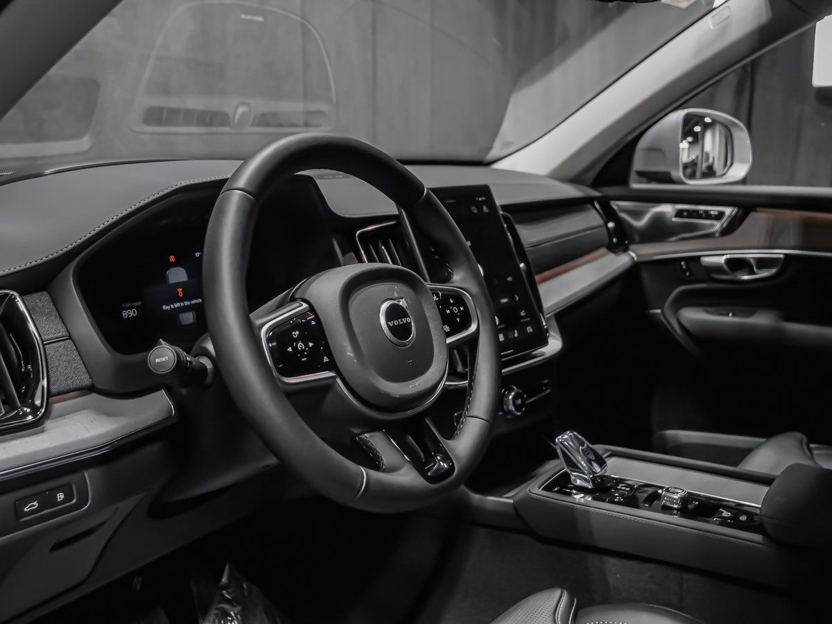 2026 Volvo XC90 Plug-in hybrid Ultra 6-Seater (Bright Theme)-7