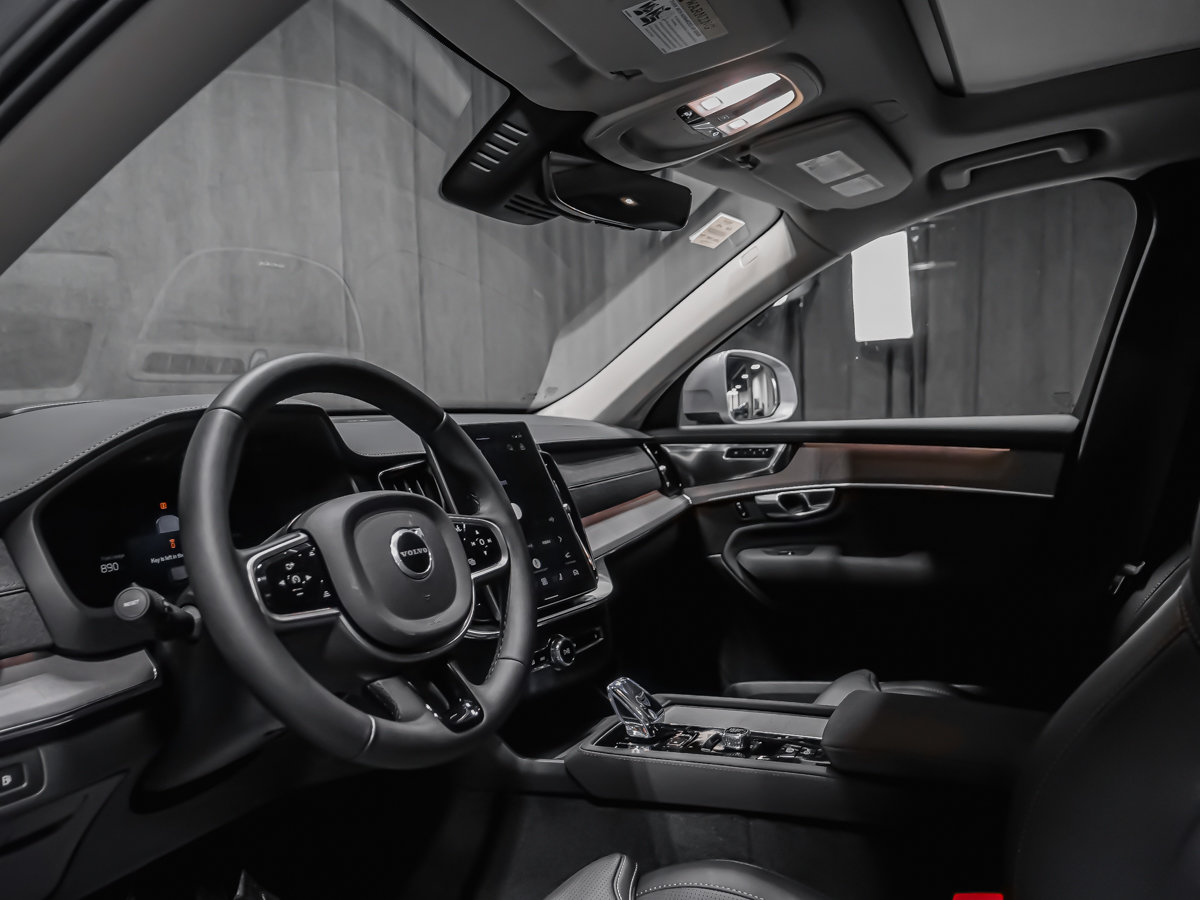 2026 Volvo XC90 Plug-in hybrid Ultra 6-Seater (Bright Theme)-5