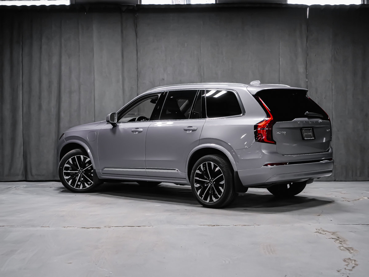 2026 Volvo XC90 Plug-in hybrid Ultra 6-Seater (Bright Theme)-3