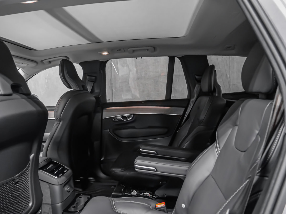 2026 Volvo XC90 Plug-in hybrid Ultra 6-Seater (Bright Theme)-11