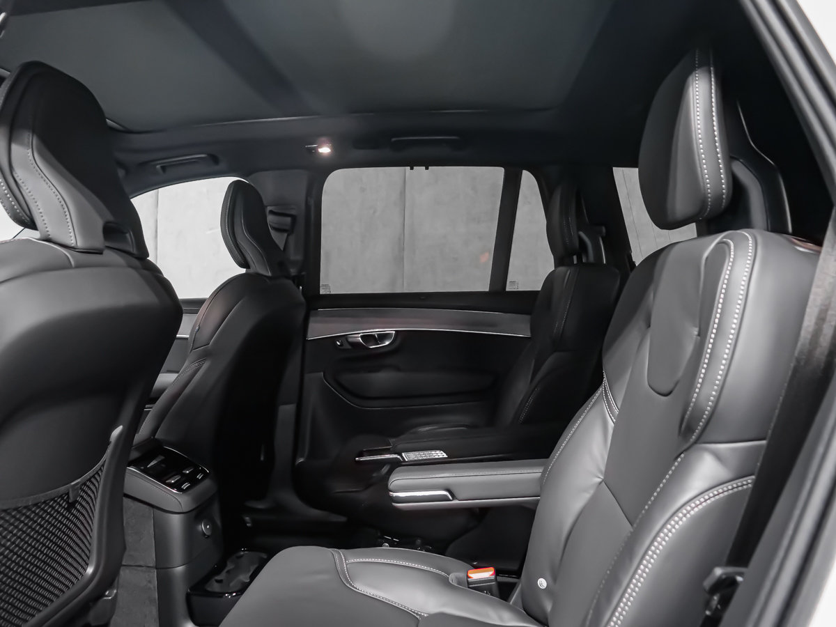 2026 Volvo XC90 Plug-in hybrid Ultra 6-Seater (Bright Theme)-11