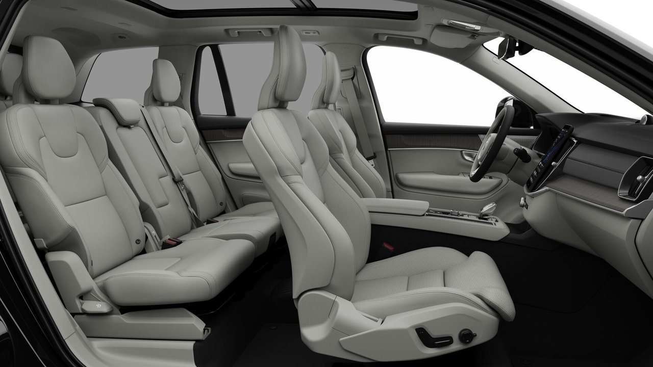 Volvo XC90 Plug-In Hybrid Ultra Dark Theme 2026-12