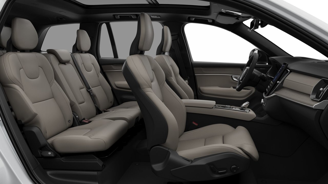 2026 Volvo XC90 Plug-In Hybrid Ultra Dark Theme-12