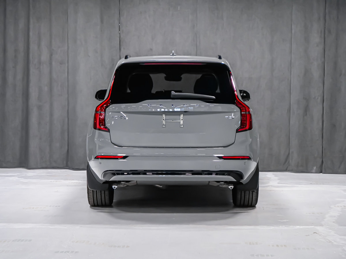 2026 Volvo XC90 Plug-in hybrid Ultra 7-Seater (Dark Theme)-4