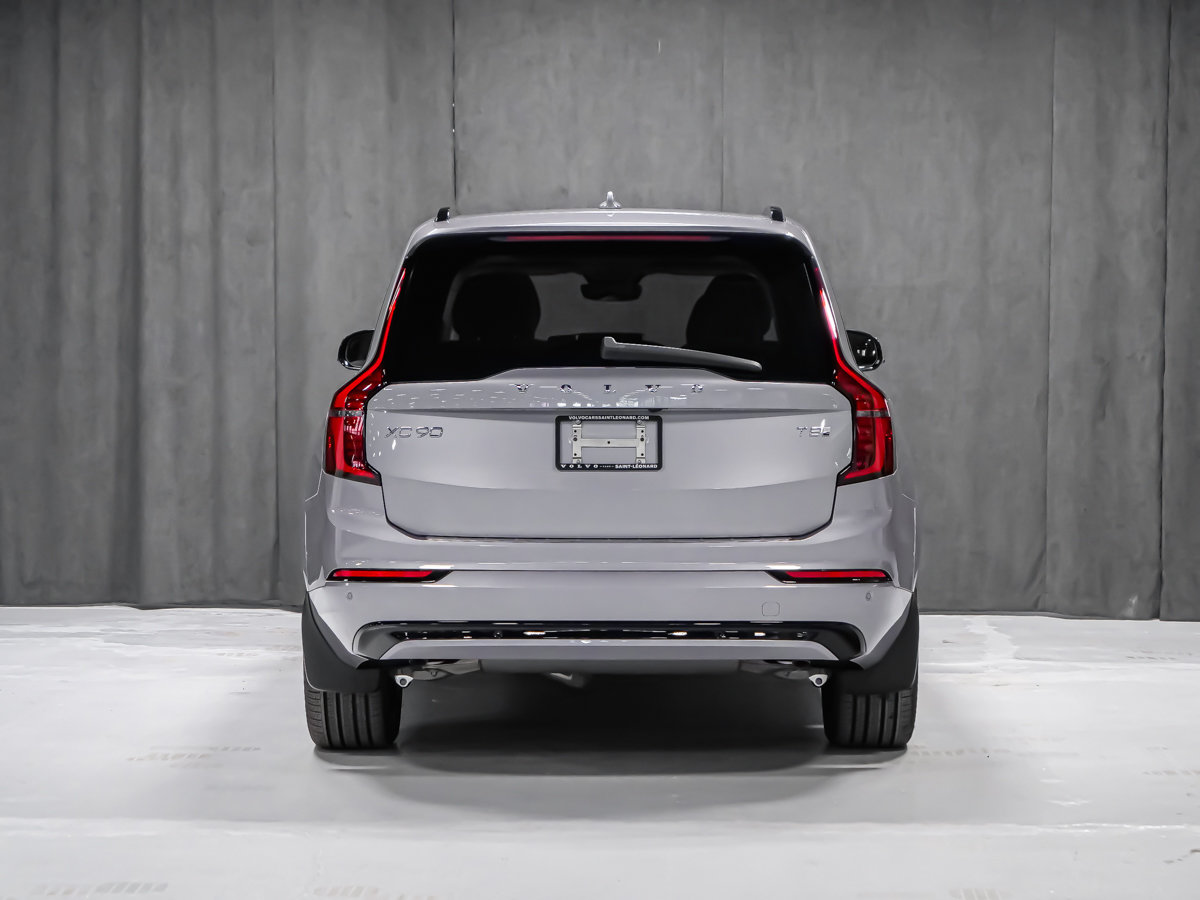 2026 Volvo XC90 Plug-in hybrid Ultra 7-Seater (Dark Theme)-4